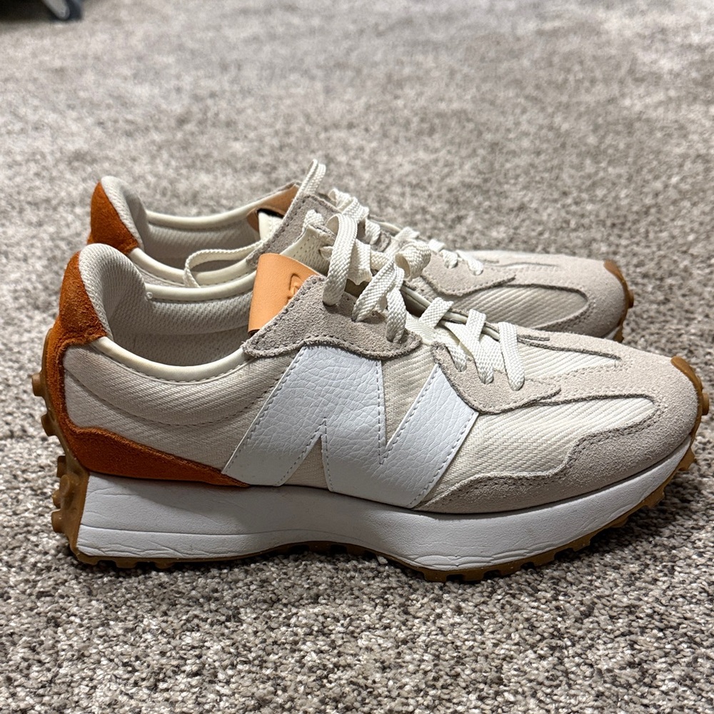 New Balance 327 Women's Sneakers in Cream and Tan - Picture 3 of 9